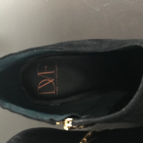 Diane Von Furstenberg Black Suede Booties 11 US - Picture 8 of 8